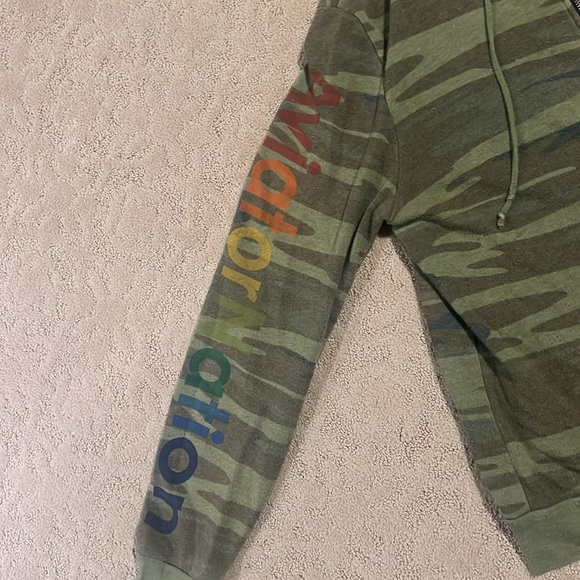 Women’s Aviator Nation size medium camouflage sweatshirt. Great condition! - Picture 3 of 6